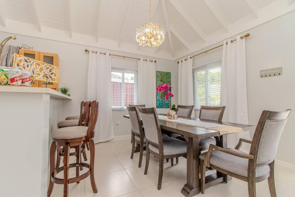 Ocean Blue Oasis Villa photo 1