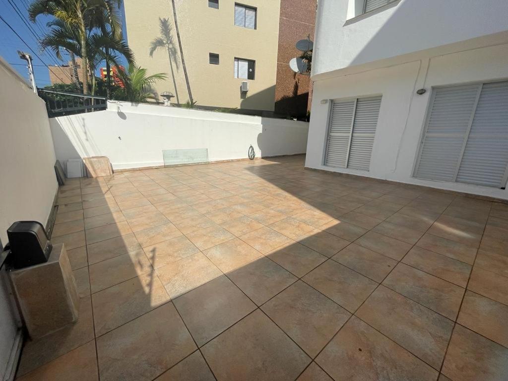 Apto terreo 50 metros da praia do Guaruja photo 4