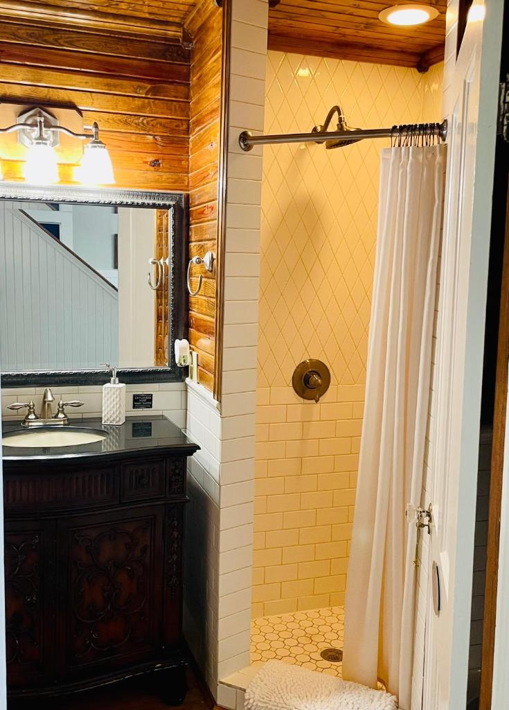 Dabbs Hotel Bed and Breakfast photo 4