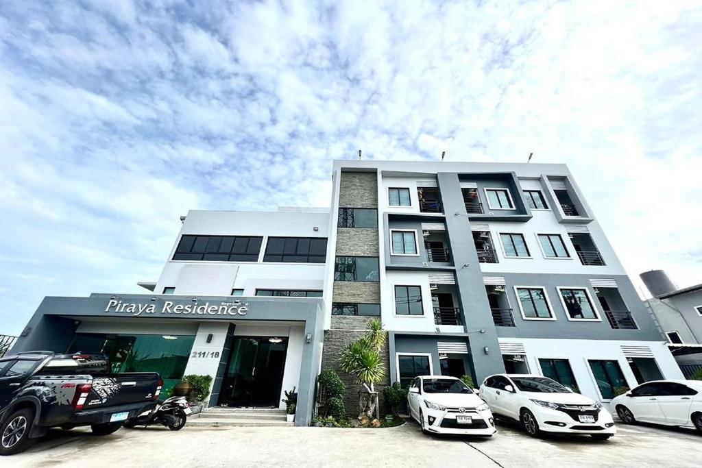 De Piraya residence