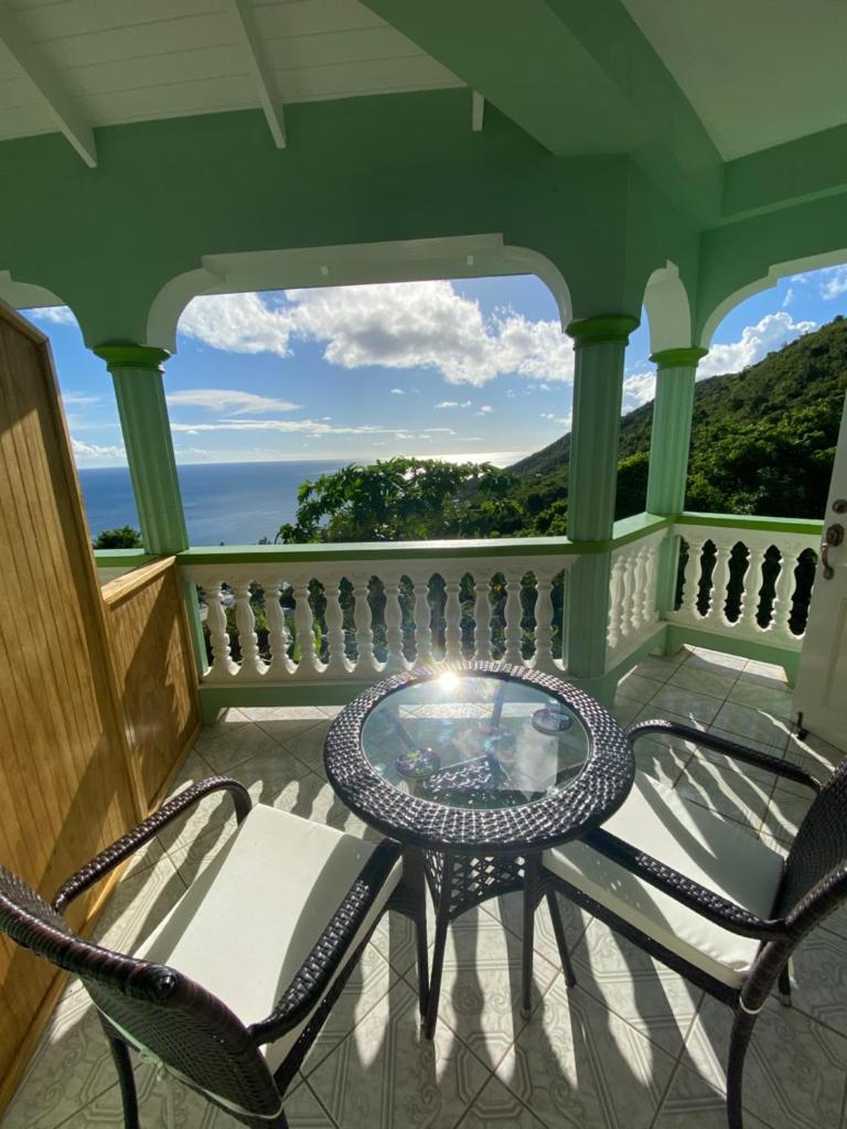 Greenhouse on the Hill, Sea View Studio Apartment photo 2