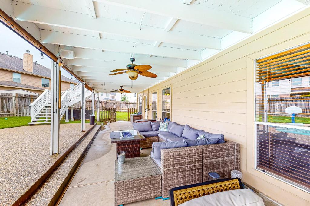 Legacy Estate photo 4