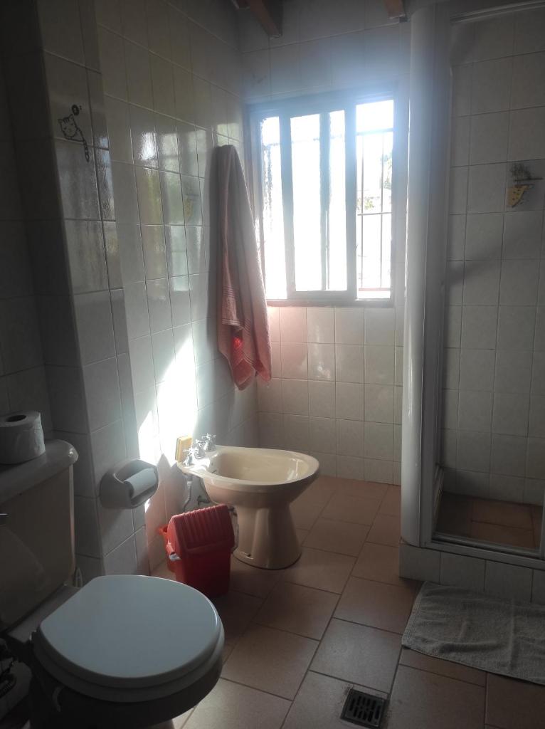 Habitación con baño privado photo 1