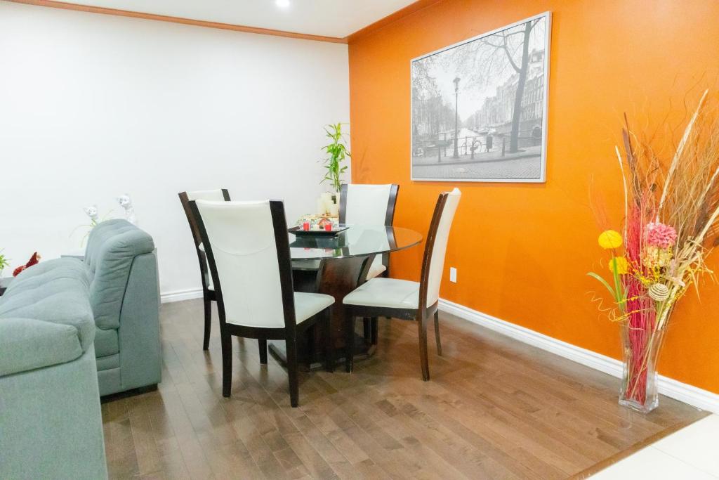Cozy Private Room-Your Perfect place in Hamilton photo 2