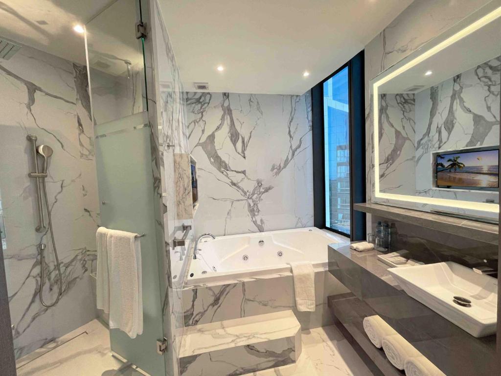 Safi Royal Luxury Metropolitan photo 3