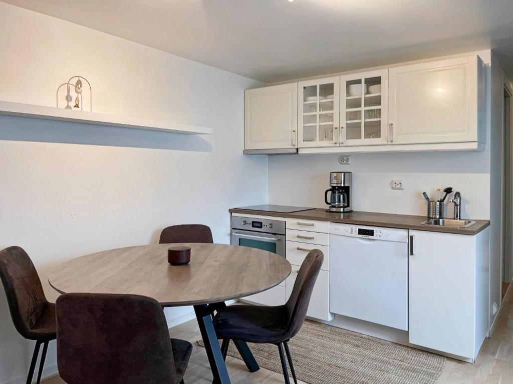 Central 2 Bedroom Near Sea photo 3