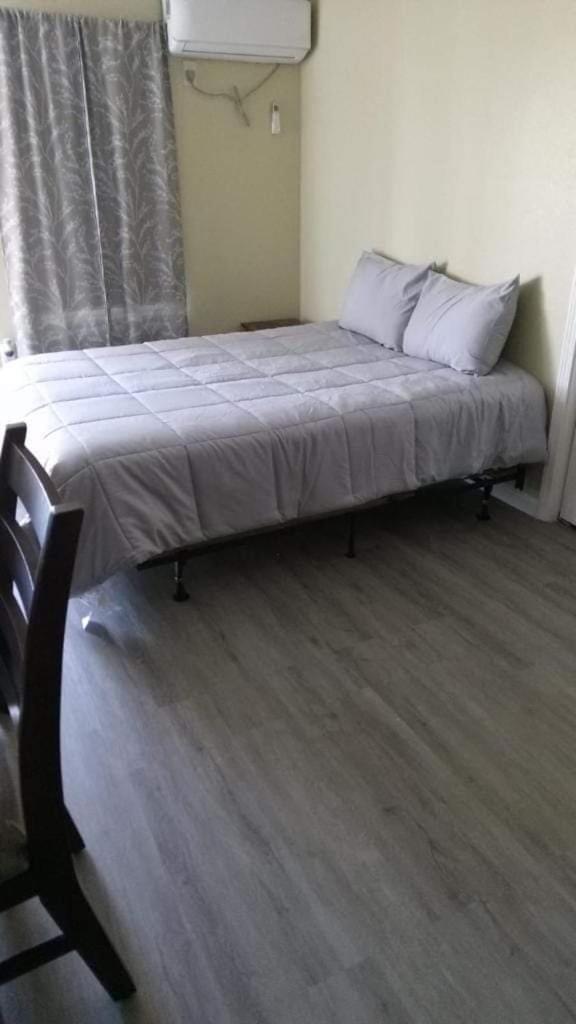Dayana Apartments image