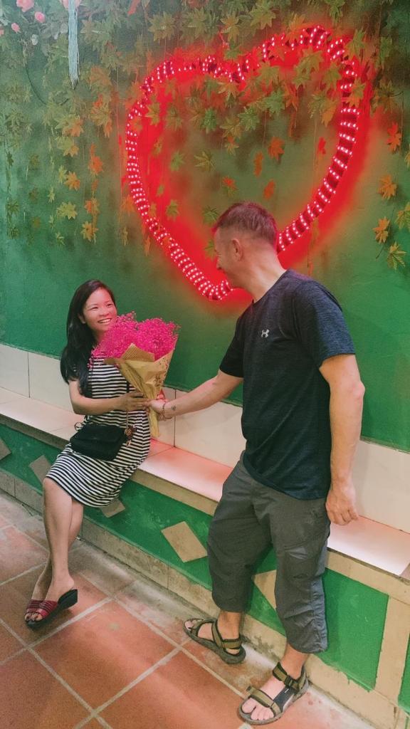 Valley Hotel &Travel