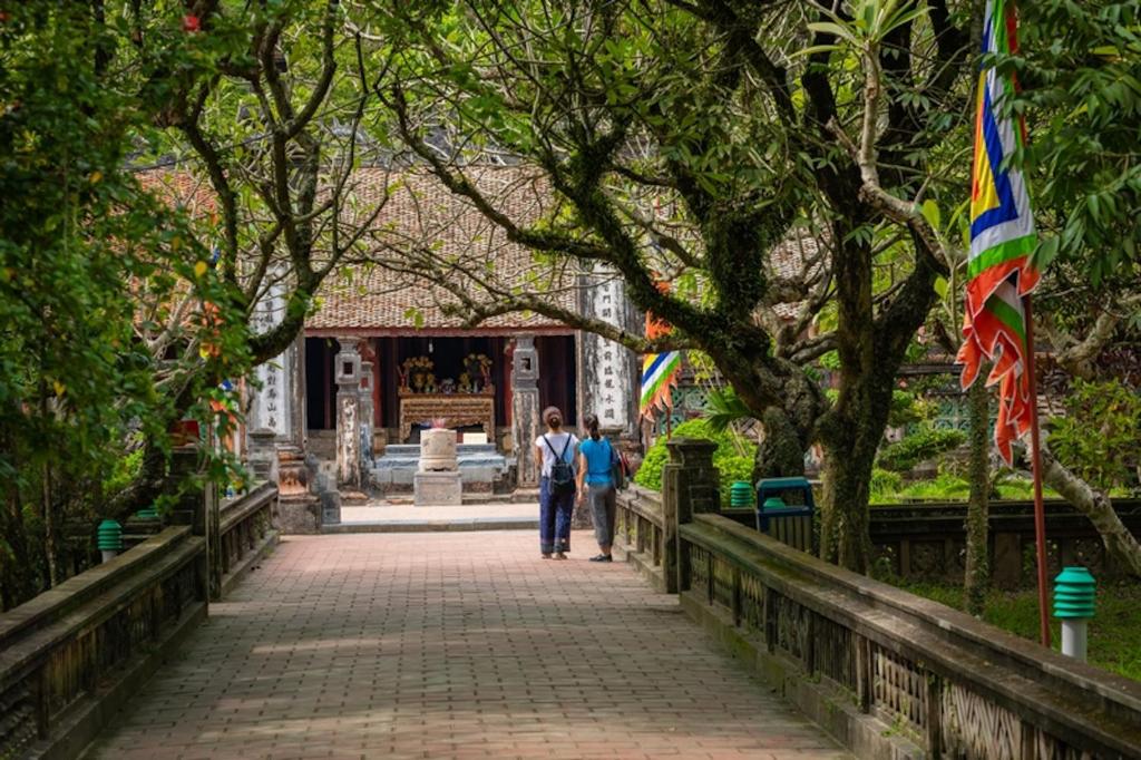 Ninh Binh Green House