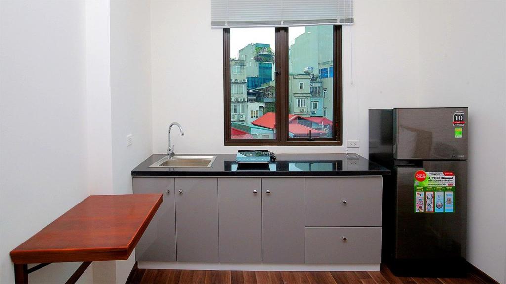 CL# Stylist Studio Apt* Kitchen/Wash*Cat Linh Station