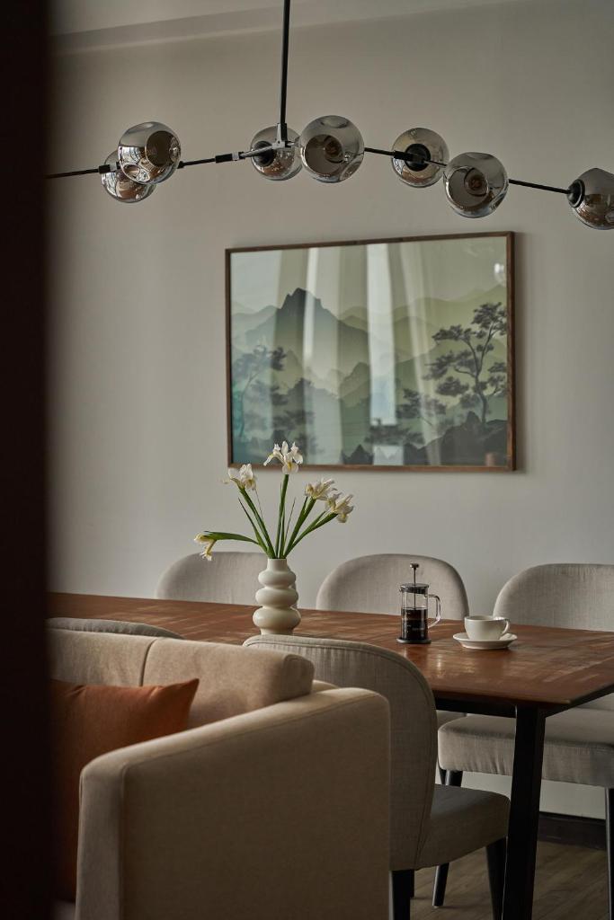 Signature by M Village Lê Thánh Tôn