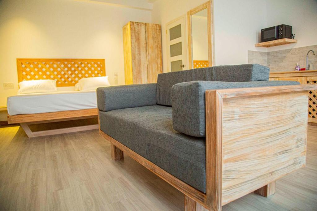 Iddamal Bay Apartments photo 1