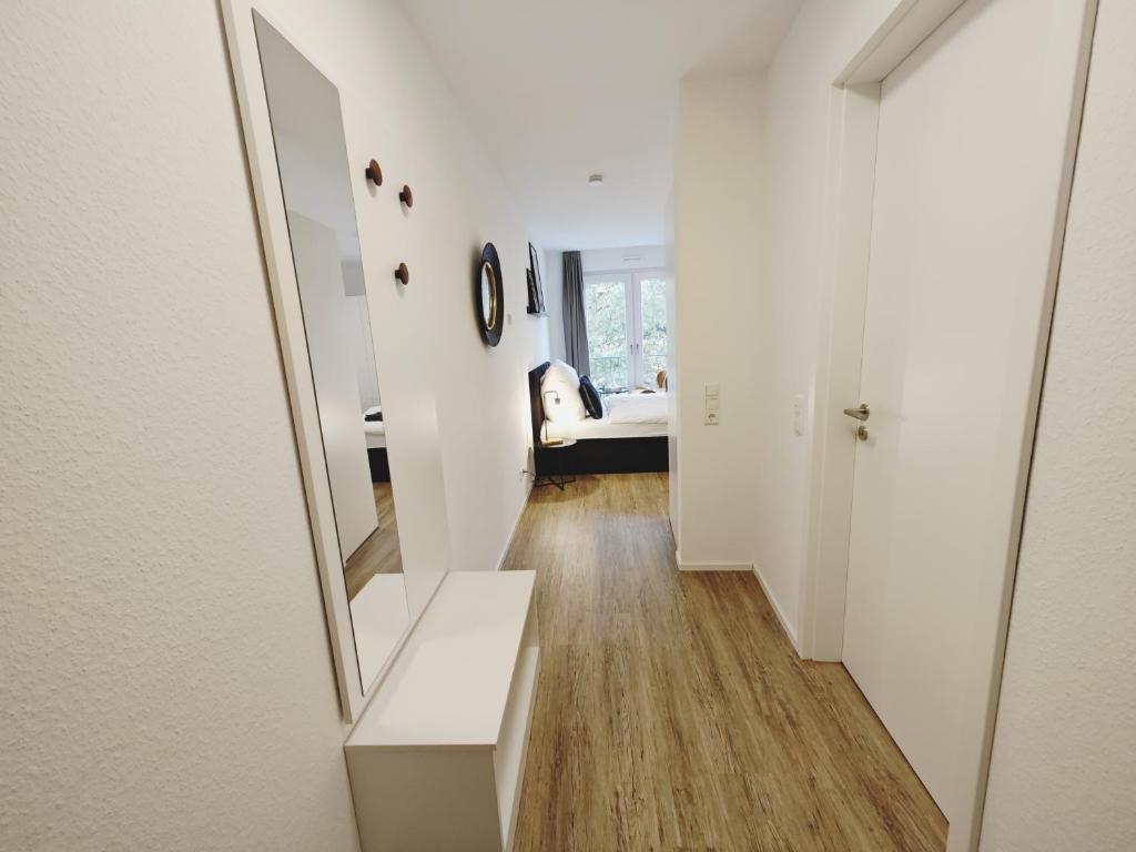 CASA BLACK-Zentral-Outlet-Aufzug-Stylisch-Unique photo 1