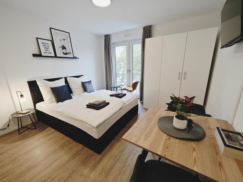 CASA BLACK-Zentral-Outlet-Aufzug-Stylisch-Unique photo 3