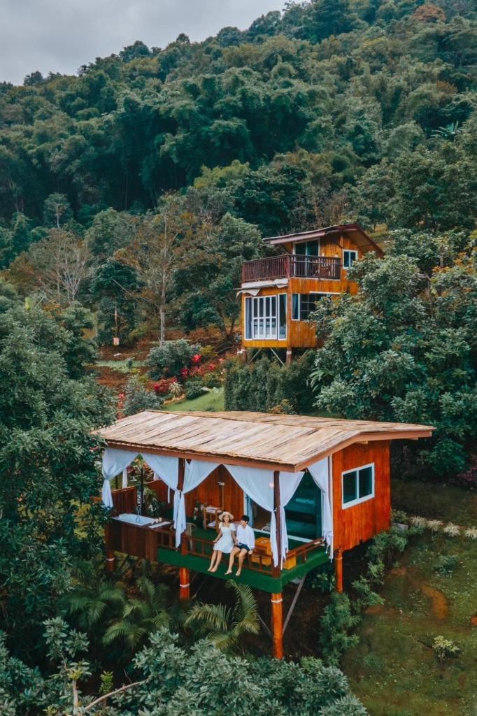 CR farm stay Room Type - King Room with Balcony