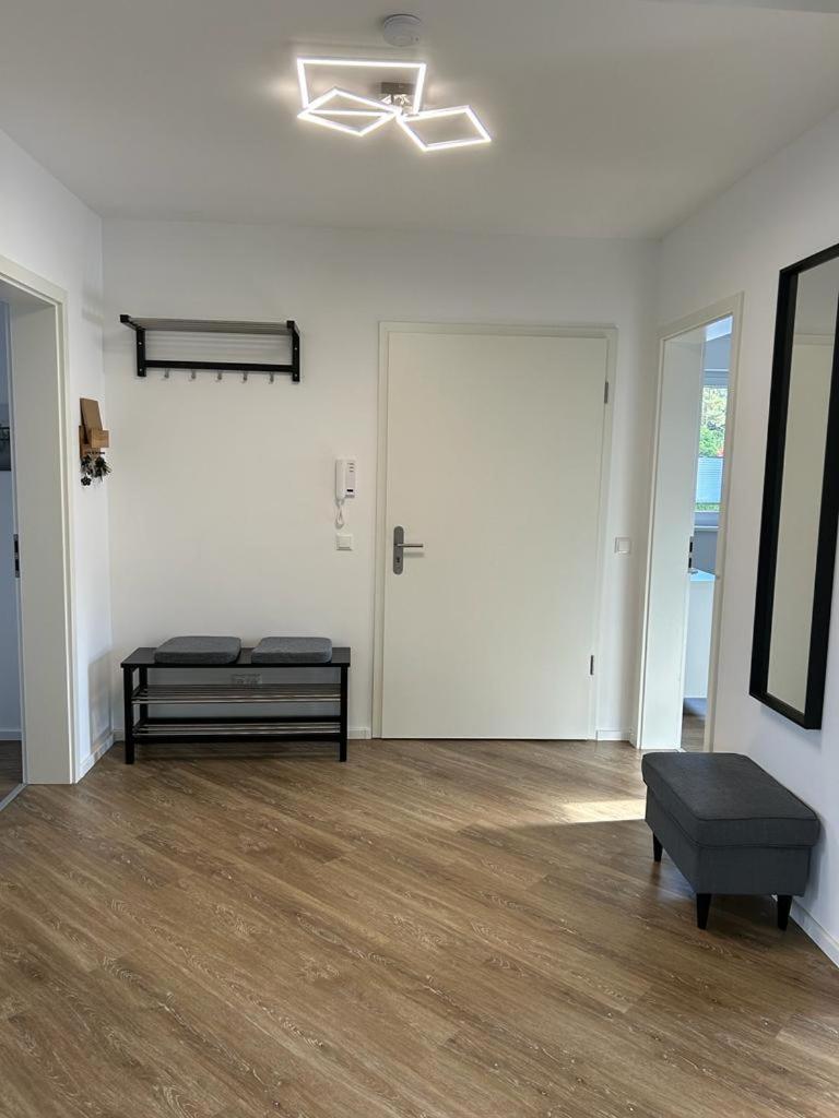 Exklusive Ferienwohnung bei Berlin, bis 5 Gäste, große Terrasse, Garten photo 4