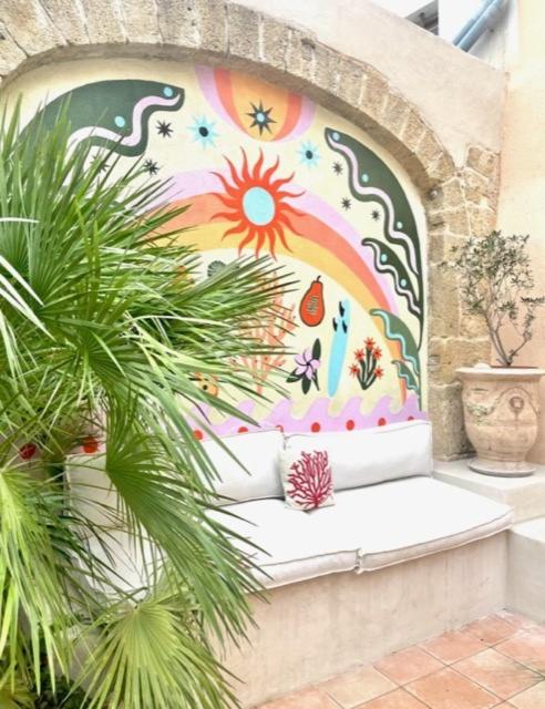 La Maison du Trident en Camargue Piscine et Jacuzzi photo 3