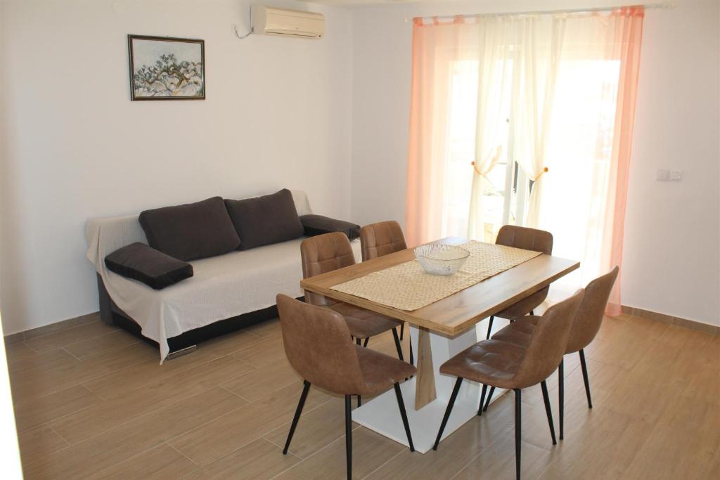 Apartments Branko photo 3