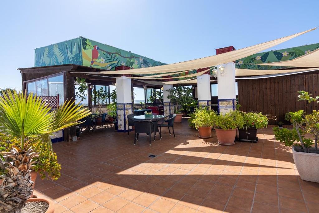 Apartamentos Avenida Tropical by Bossh! Apartments photo 4