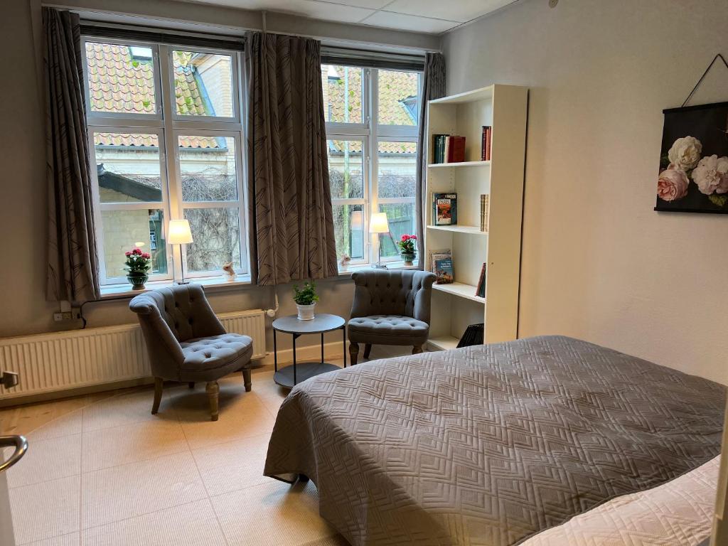 Apothekergaarden Stege stuen mod gårdhaven photo 1