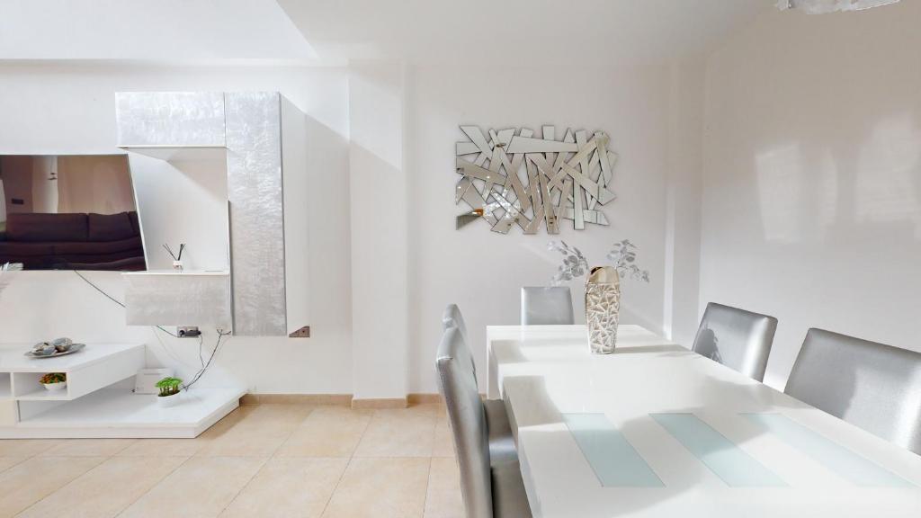 Relaxing Great Villa in San Vicente photo 3