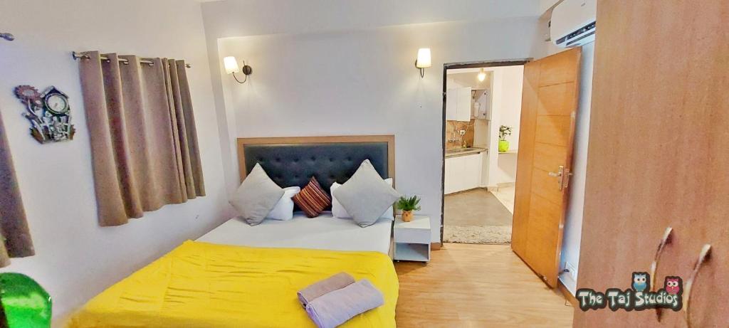 Limitlesstrip-Stay at 1 BHK in Golden Palm photo 4