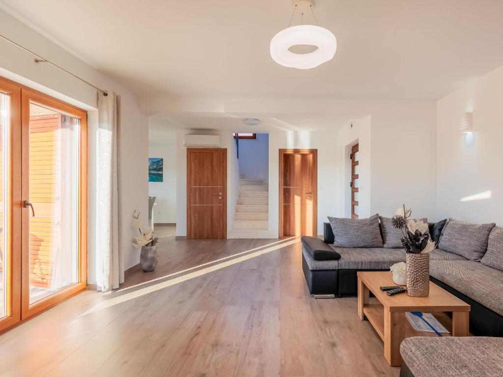Holiday Home Paula by Interhome photo 3