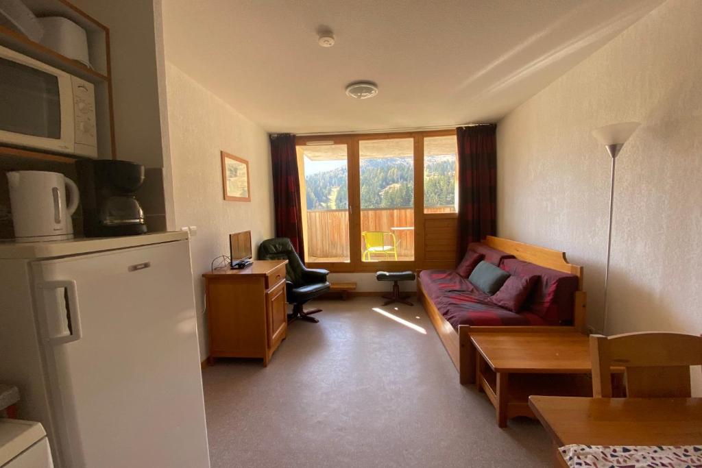 Pretty 35 m at the foot of the ski slopes photo 2
