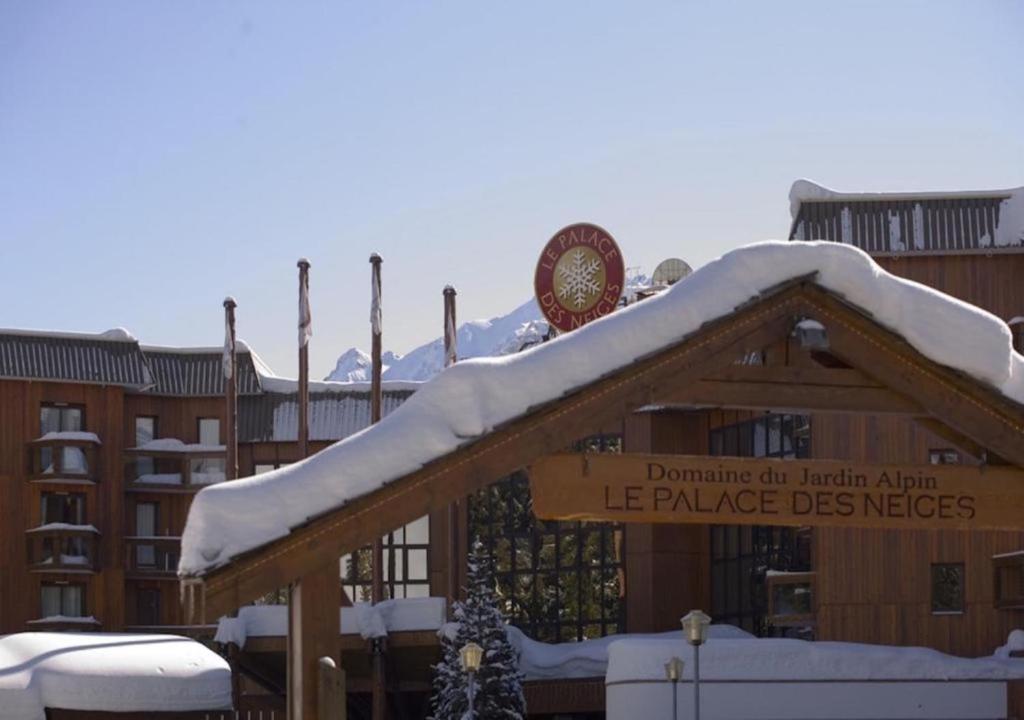 Residence Le Domaine du Jardin Alpin - Courchevel 1850 photo 4
