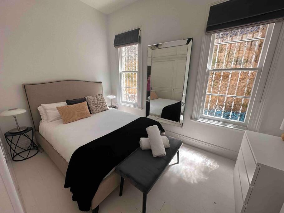 Waterfront Apartment in the Heart of Manly photo 3