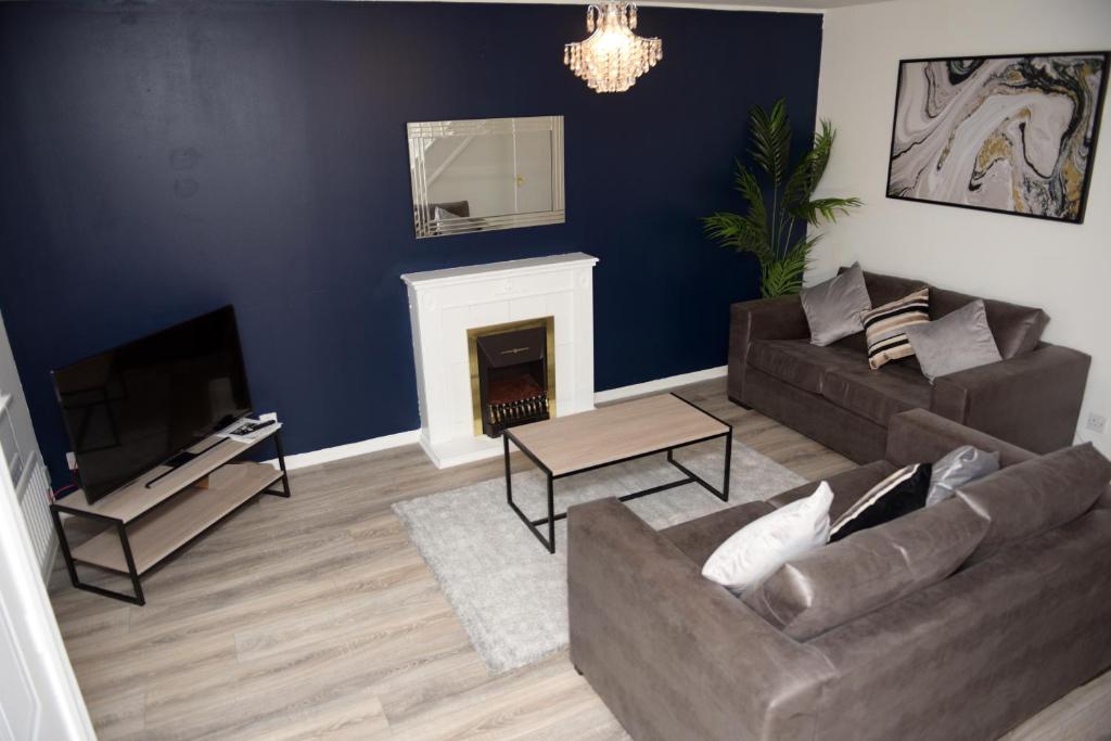 Gorgeous 3 bed house in Bristol - Tap to explore photos