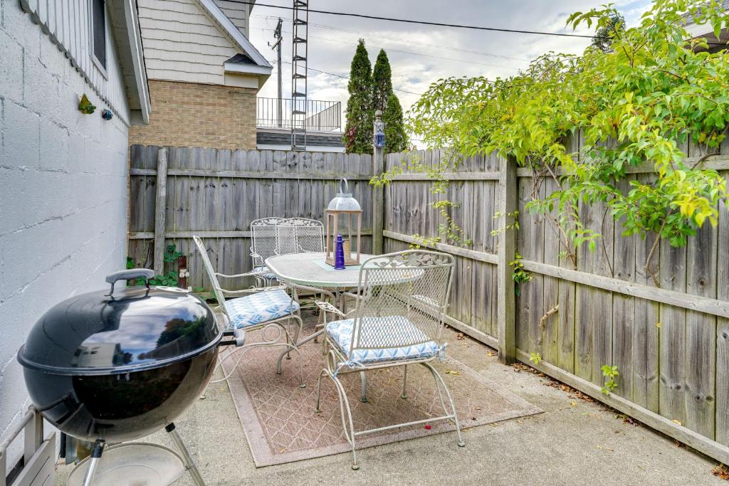 Ludington Vacation Rental - Walk to Lake Michigan! photo 1