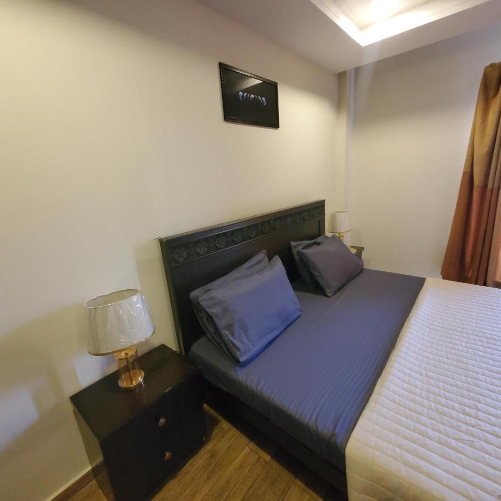 Private 1-Bedroom Apartment photo 4