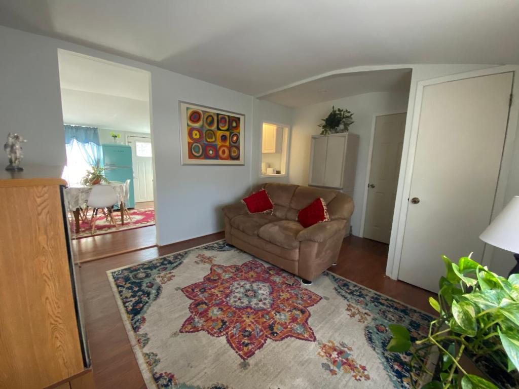 Two bedroom, living/dining room image