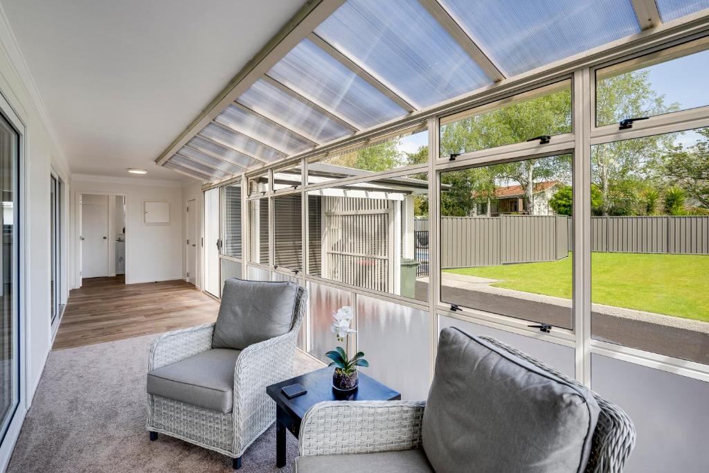 Belmont Pool Paradise - Havelock North Home photo 2