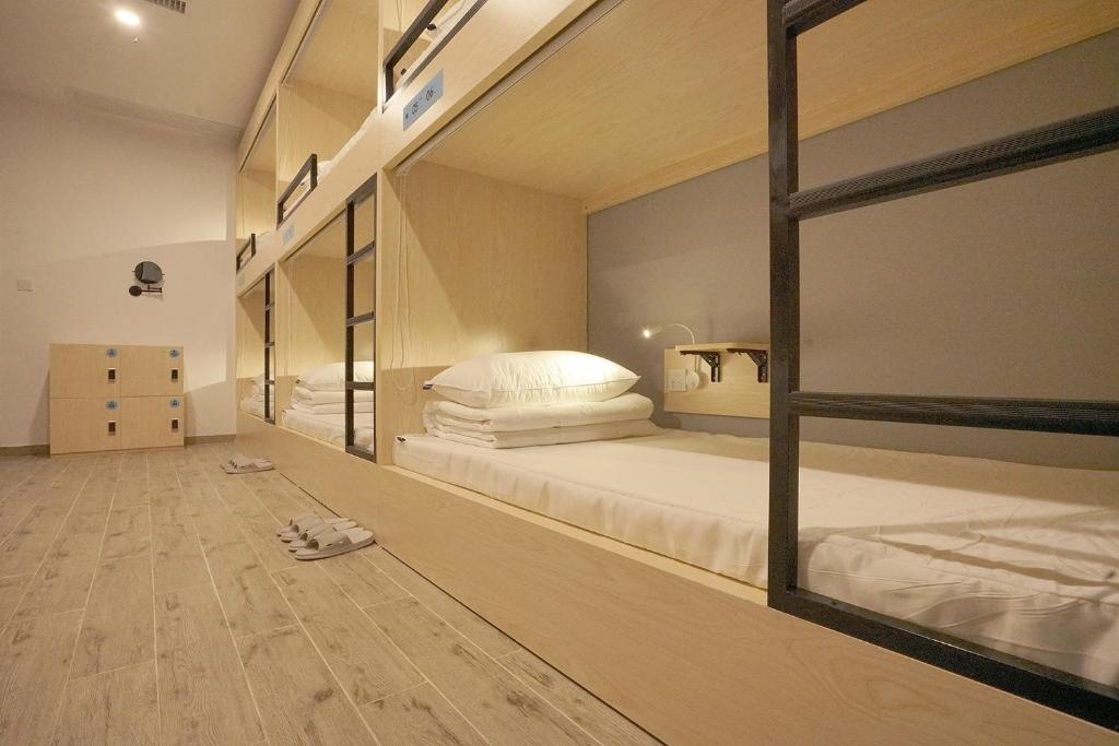 Swan's Journey International Youth Hostel - Changsha Wuyi Square IFS IFC photo 2