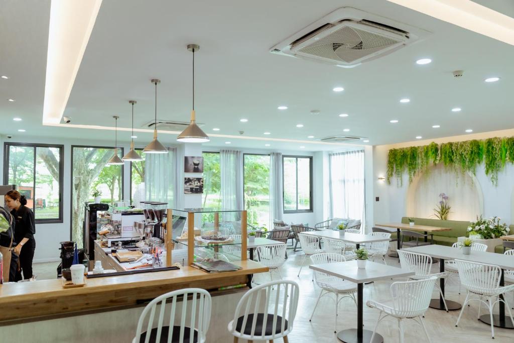 RUS Hotel&Convention Ayutthaya photo 4