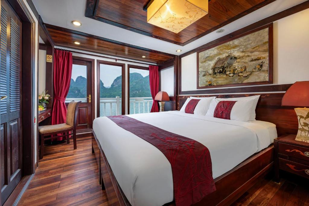 Indochina Sails Cruise