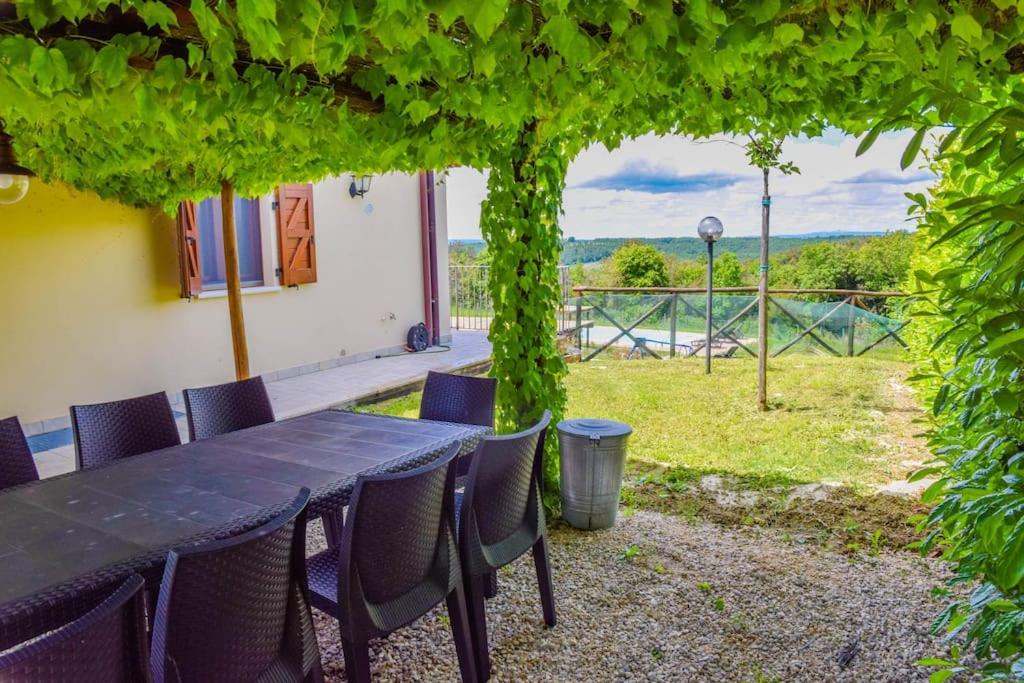 Detached villa with private pool 90km from Rome photo 2