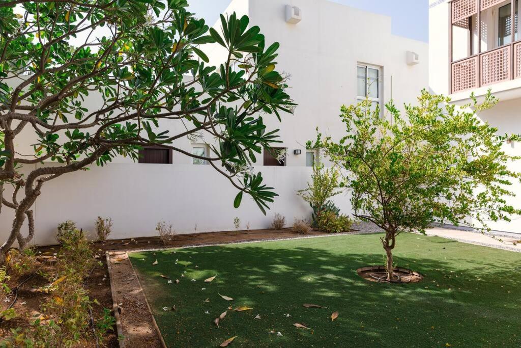 Private 5 Bed Villa / Next to Lagoon photo 2