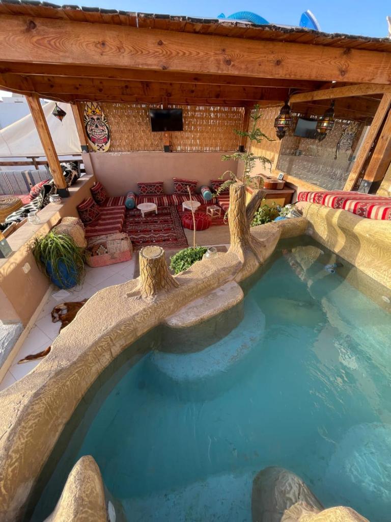 Surf & Salsa GuestHouse