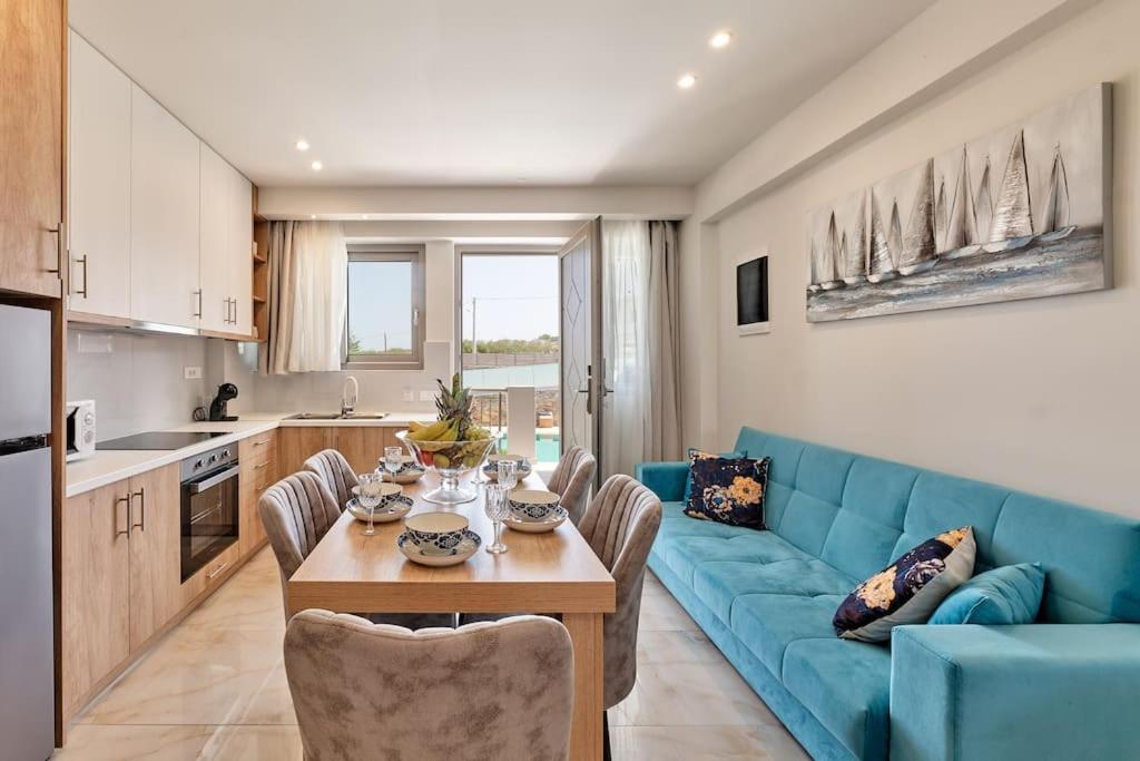 Modern Family apartment Ewa with pool, dining area on Crete coast photo 2