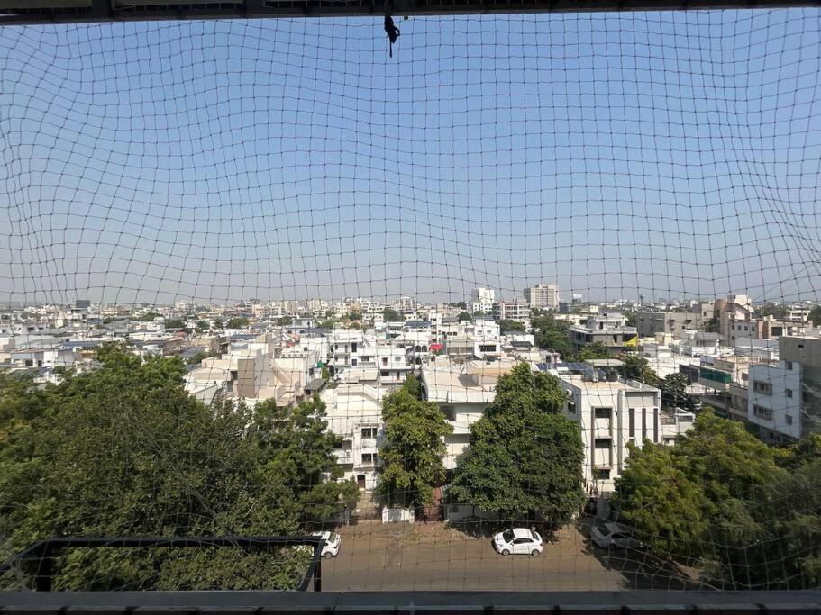 3BHK Duplex Service Apartment near Riverfront photo 4