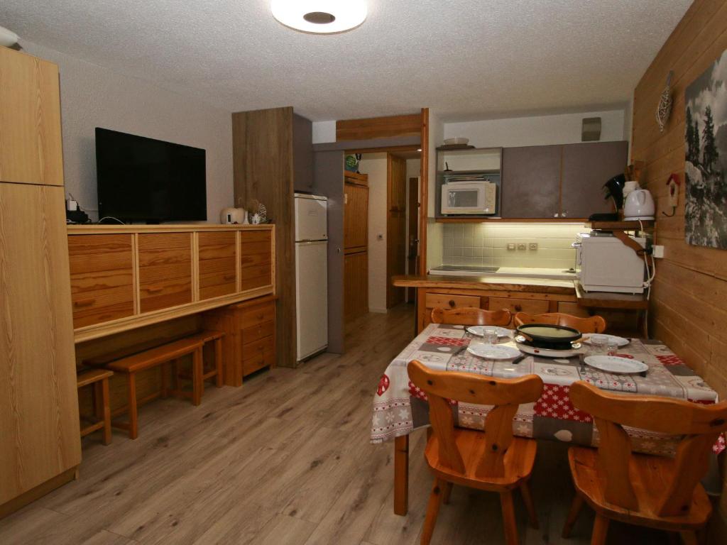 Appartement Saint-François-Longchamp, 2 pièces, 6 personnes - FR-1-635-70