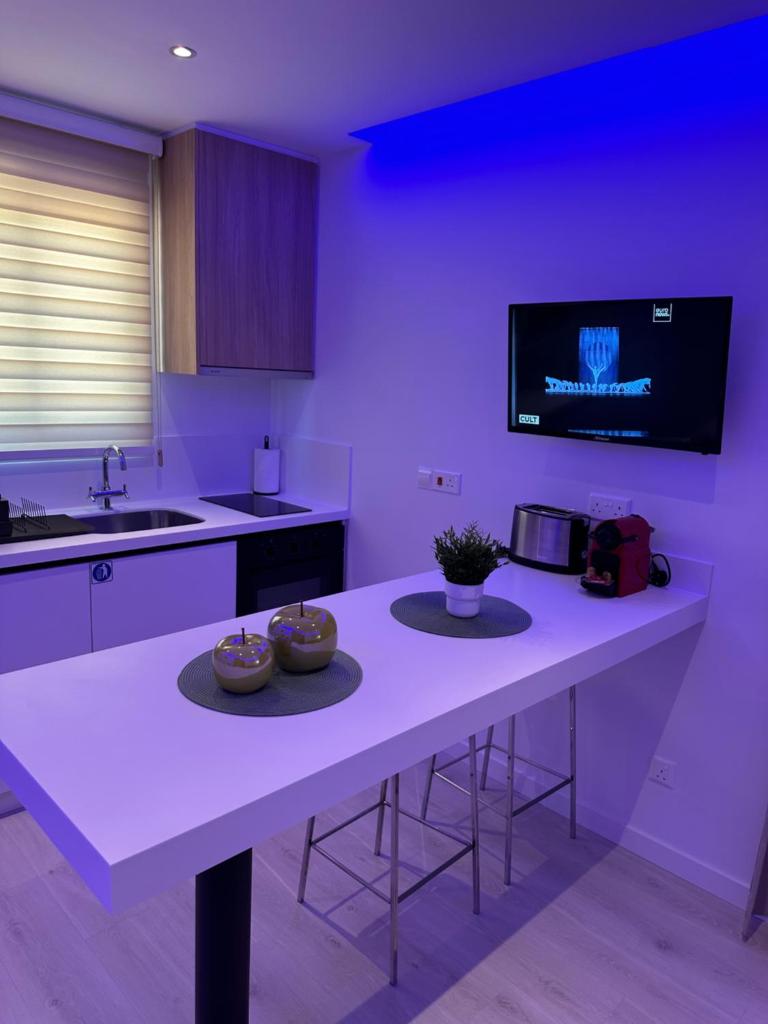 Felisia’s luxury apartment photo 2