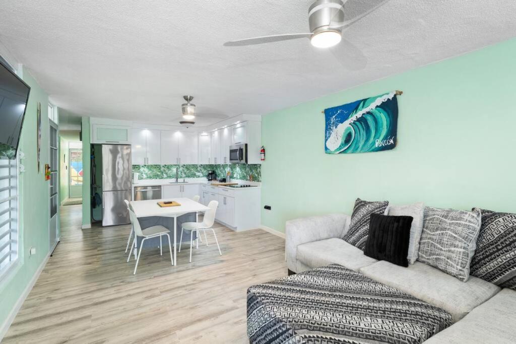 Jardines Casita a 5 min walk to downtown Rincon photo 1