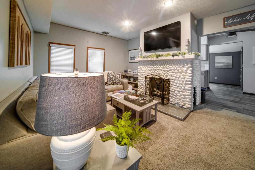 Cozy Erie Vacation Rental with Patio and Seasonal Pool