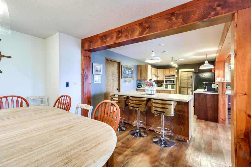 Family-Friendly Ottertail Home on Rush Lake! photo 1