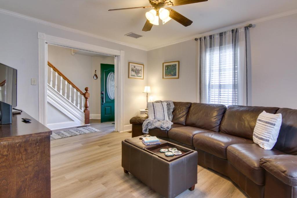 Charming Salisbury Getaway with Grill and Fire Pit! photo 3