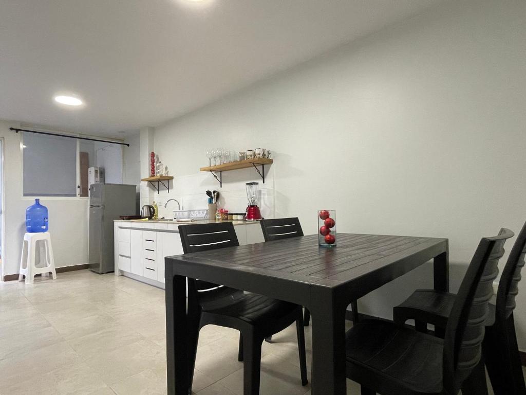 Elite apartment 3 bedroom 3 bath photo 3